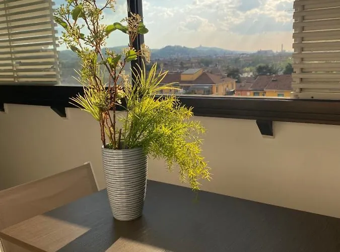 Gino's Apt. - Zona Ospedale Sant'orsola E Fiera 4* Bologna